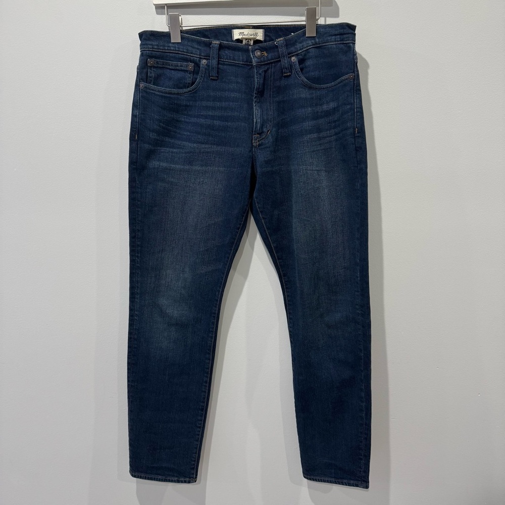 Madewell‎ 33x32 Athletic Slim Dark Wash Jeans